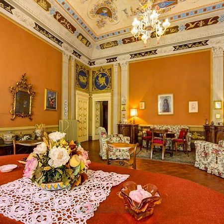 Residenza Storica Palazzo Ricciarelli Vila Volterra Exterior foto