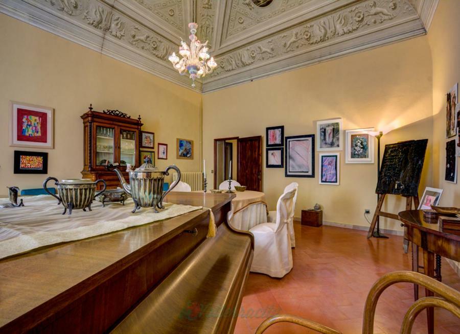 Residenza Storica Palazzo Ricciarelli Vila Volterra Exterior foto