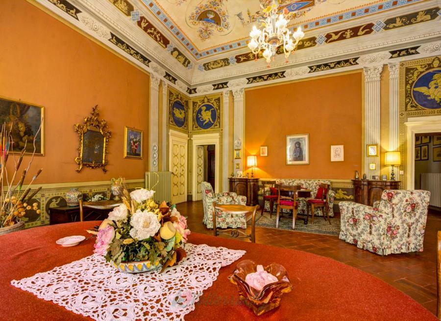 Residenza Storica Palazzo Ricciarelli Vila Volterra Exterior foto