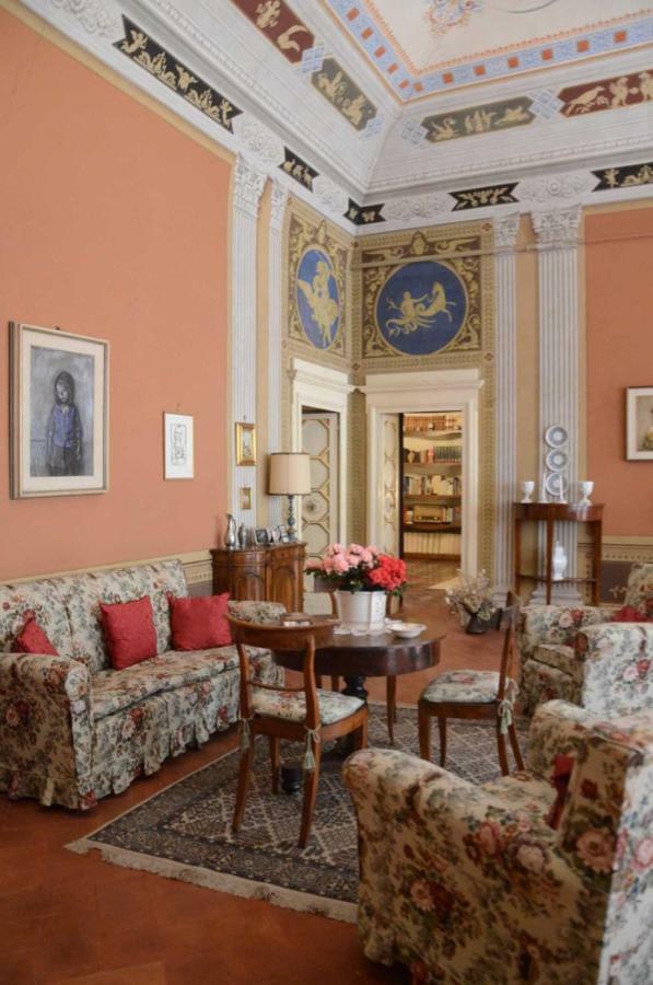 Residenza Storica Palazzo Ricciarelli Vila Volterra Exterior foto
